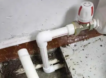 鹰手营卫生间测漏水多少钱
